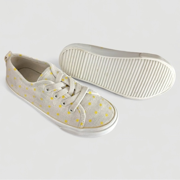 Girls Old Navy Lace-Up Yellow Polka Dot Canvas Sneakers Toddler Size 9 - Picture 4 of 7